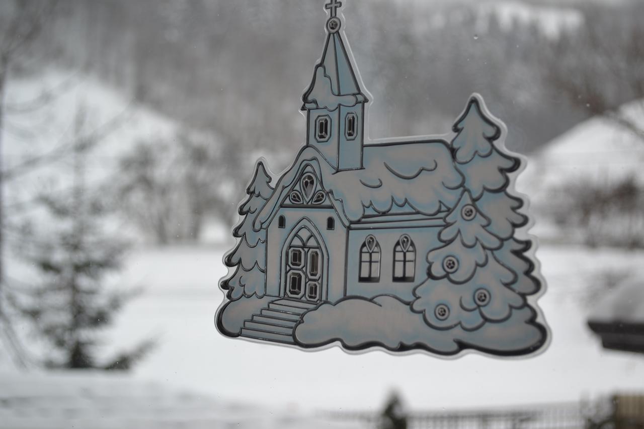 Hotel Hillden Lodge&Restaurant Drumu Carului Bagian luar foto